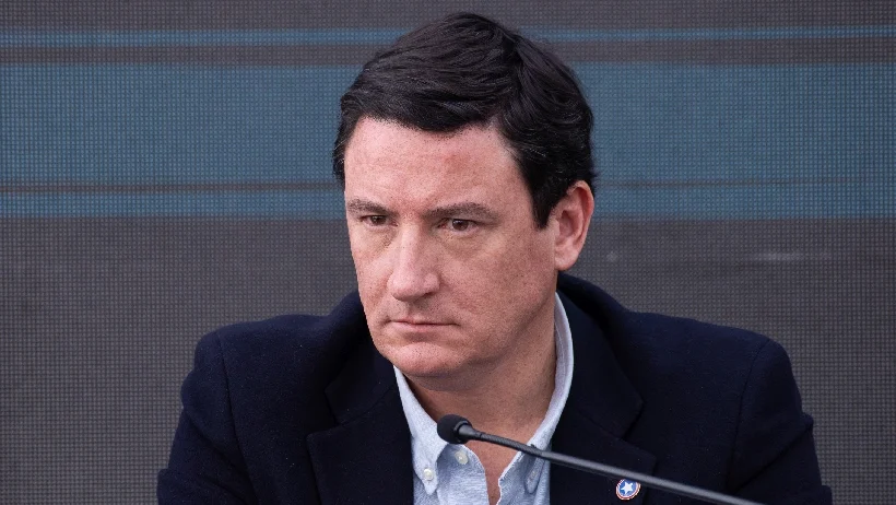 Reforma constitucional por seguridad: Squella dijo que "hizo mucho daño que circulara un borrador"