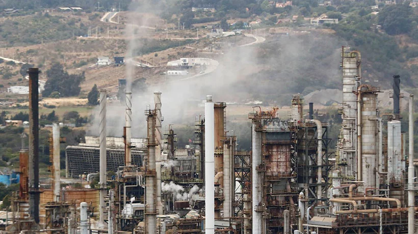 Descartan artefacto explosivo en la Refinería Aconcagua tras evacuación por amenaza en un baño