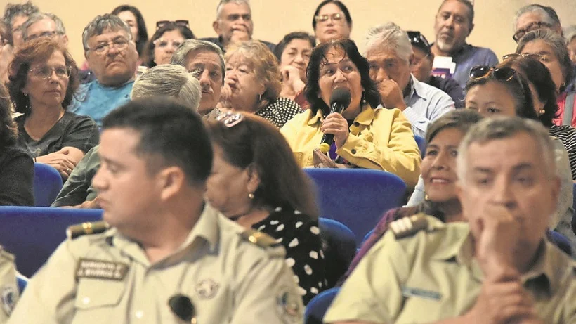 Diálogo ciudadano: Vecinos de Arica buscan recuperar seguridad en sus barrios