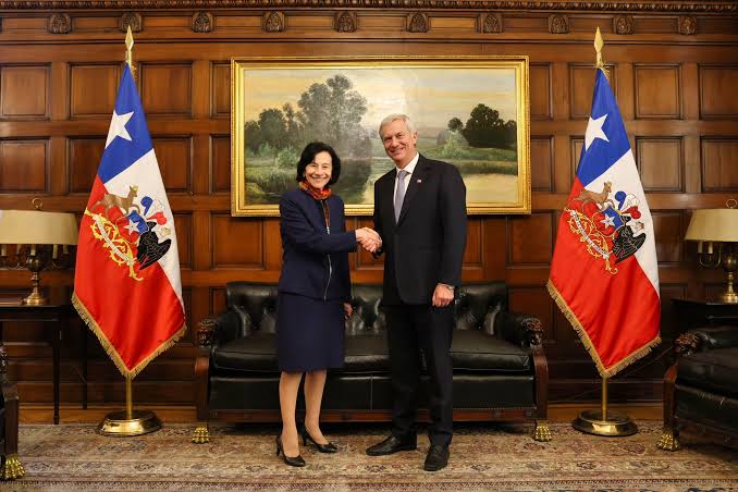 Tras reunión de presidentes: Perú afirma que la "dimensión económica tiene un rol fundamental" en la relación con Chile